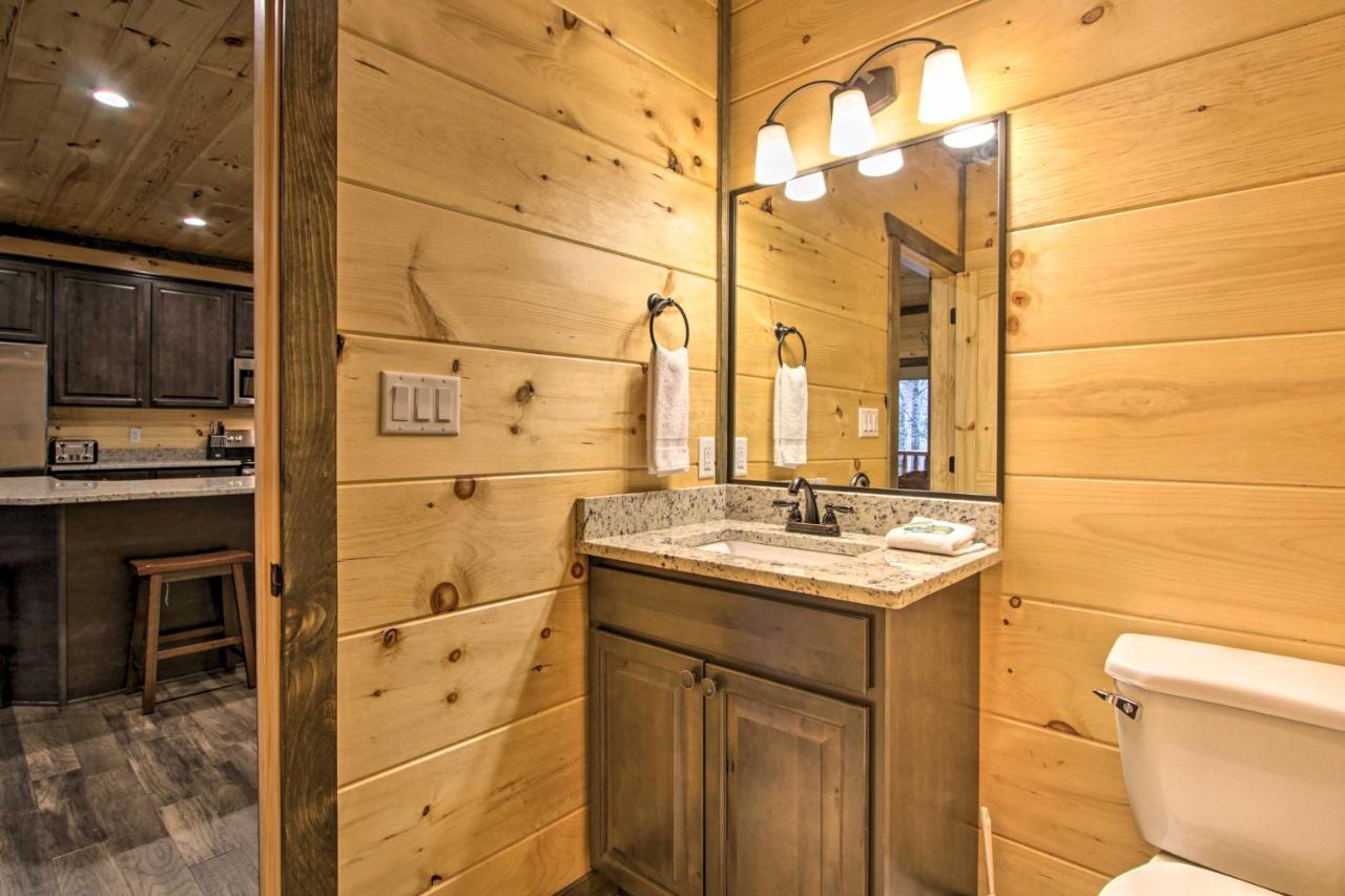 Luxe Cabin With Home Theater Less Than 2 Miles To 蓋特林堡 外观 照片