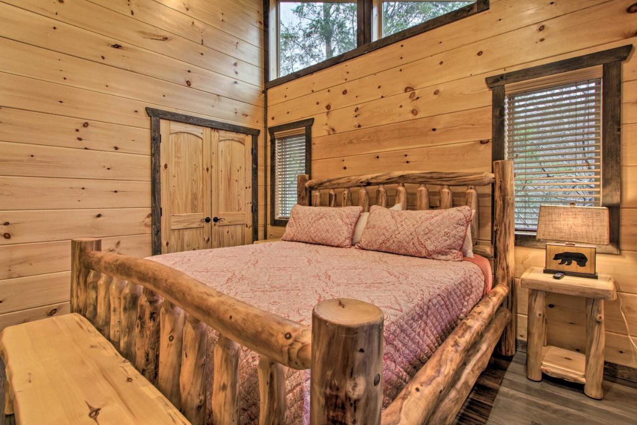Luxe Cabin With Home Theater Less Than 2 Miles To 蓋特林堡 外观 照片